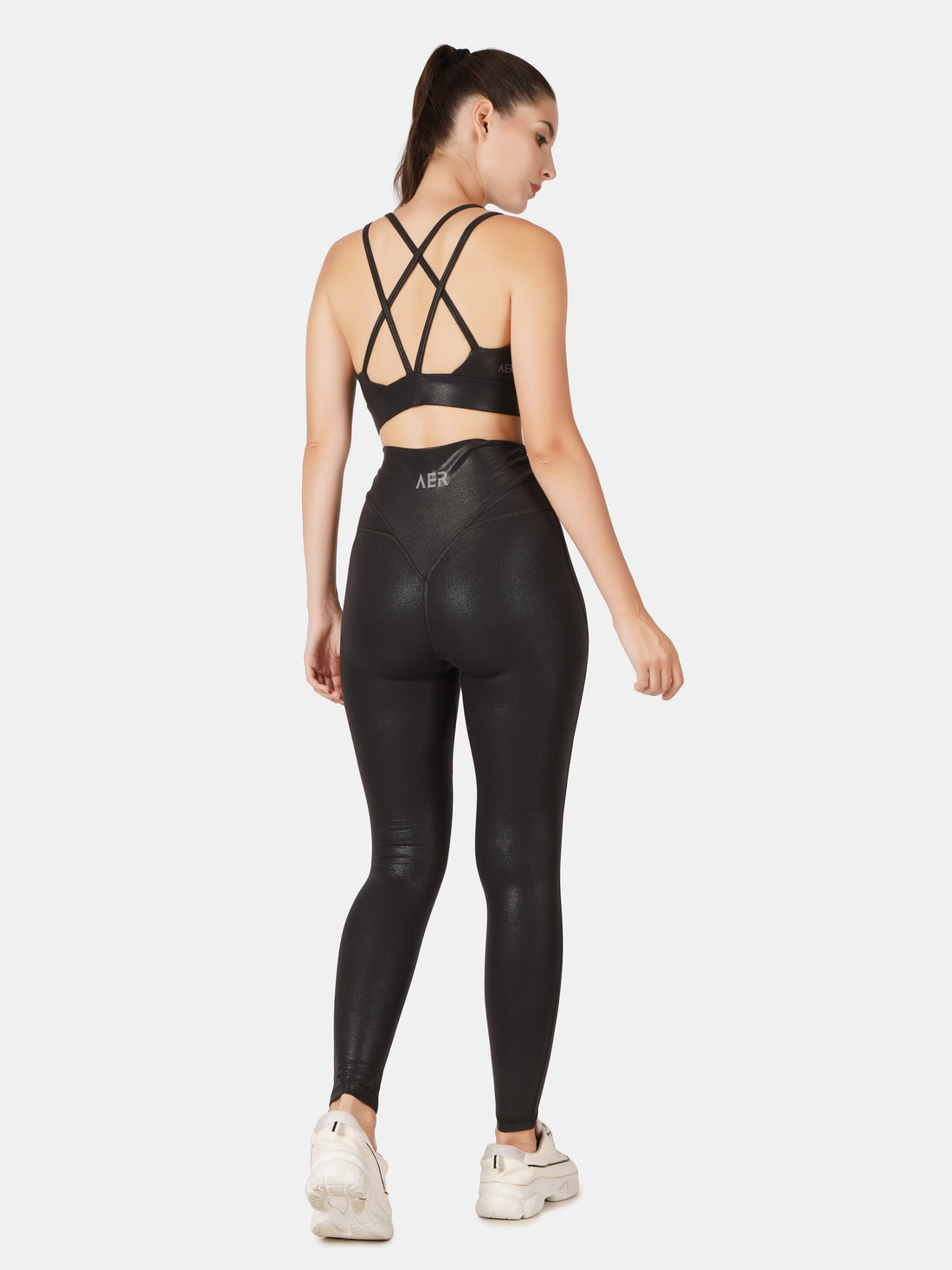 SVELTE Bra & Sculpt Leggings